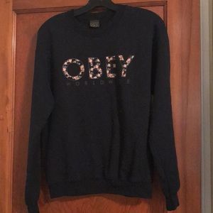 Obey women’s crew neck